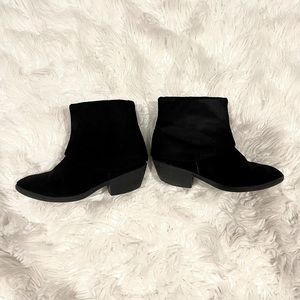 Black boots